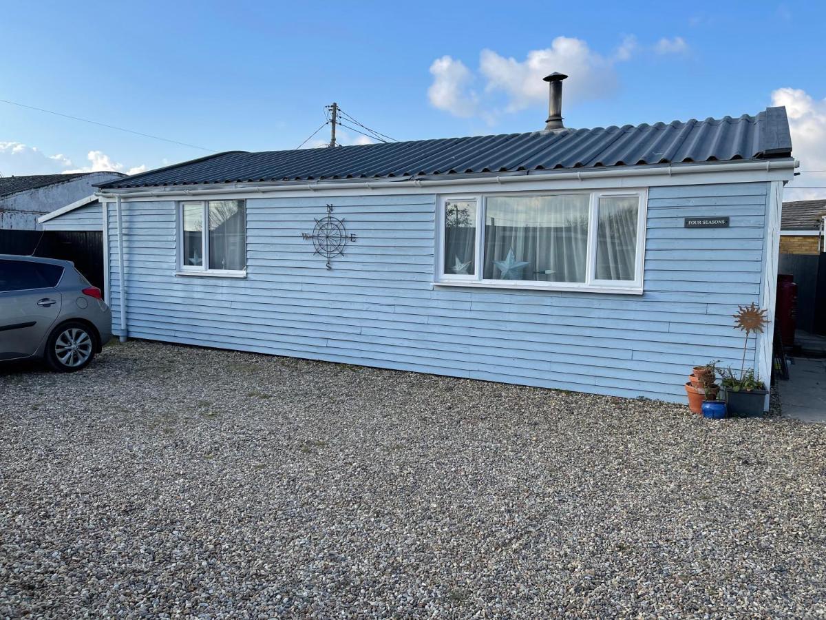 Lessingham Dog Friendly Cottage 2 Mins To Beach With Hot Tub And Zappi Ev מראה חיצוני תמונה