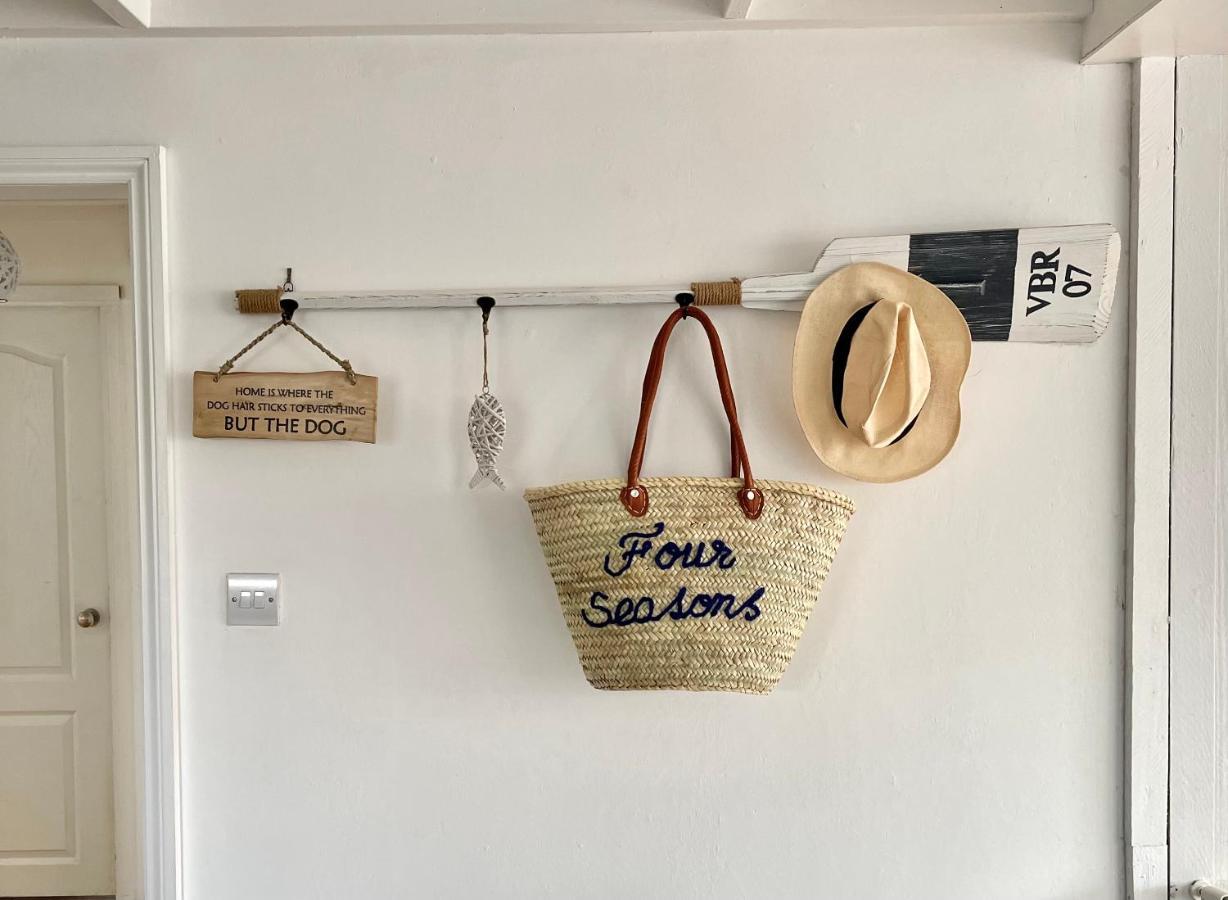 Lessingham Dog Friendly Cottage 2 Mins To Beach With Hot Tub And Zappi Ev מראה חיצוני תמונה